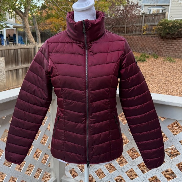 Equestrian Stockholm Bordeaux Lightweight Jacket Women Small 2Way Zipper Puffer - Picture 2 of 15